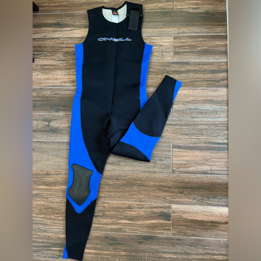 O'Neill Black and Red Wet Suit